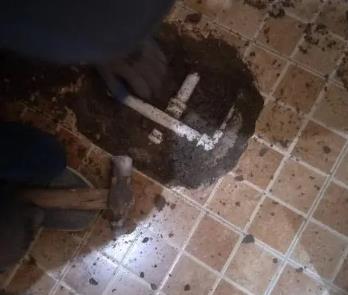 爱辉卫生间漏水维修公司为您分享下卫生间渗水如何处理及注意事项